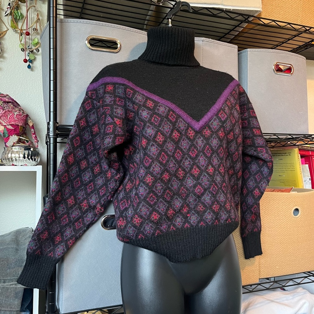 Pendleton Black & Purple Geometric Turtleneck Sweater 100% wool
